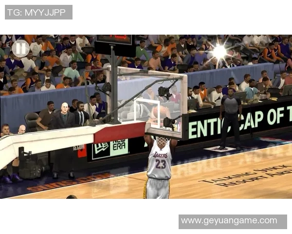 东契奇快攻背传 詹姆斯跟进战斧劈扣 东契奇快攻背传 詹姆斯跟进战斧劈扣