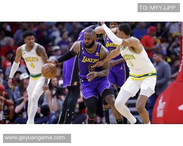 詹姆斯弧顶三分一箭穿心 莫兰特滞空抛投强势回应 詹姆斯弧顶三分一箭穿心 莫兰特滞空抛投强势回应