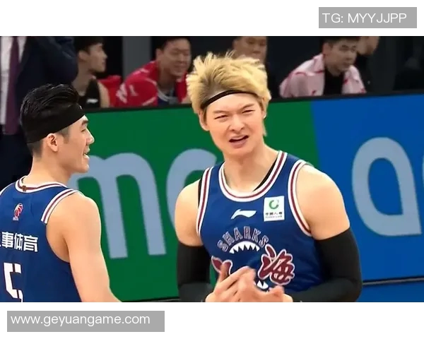 好起来了!杨瀚森造兰代尔失误后笑容满面