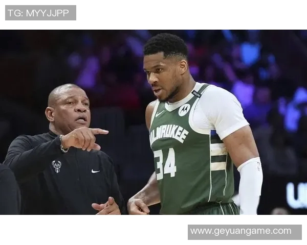 字母哥小腿受伤休战4-6周！曝其离队已成定局雄鹿生涯或就此结束